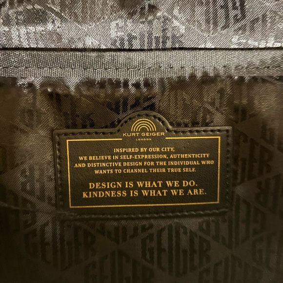 Kurt Geiger SoHo Large Black Leather Belt Bag - Picture 9 of 11